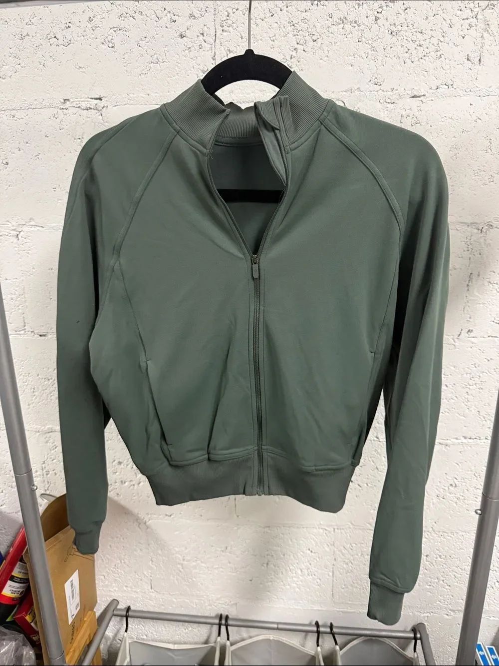 Green Zip-Up Athletic Jacket LULULEMON Size 2 - NEVER WORN